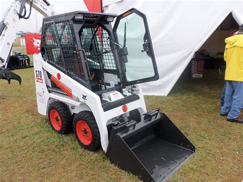 bobcat 700 series skid steer specs|bobcat s70 specs pdf.